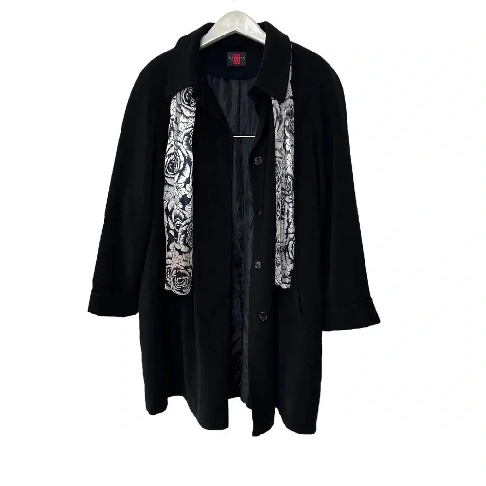 Gallery Woman 3X Black Trench Coach with scarf Matrix Trendy Office Business